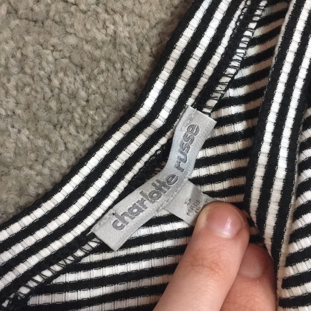 SOLD! 🌟 Striped Crop Top! - Picture 2 of 3